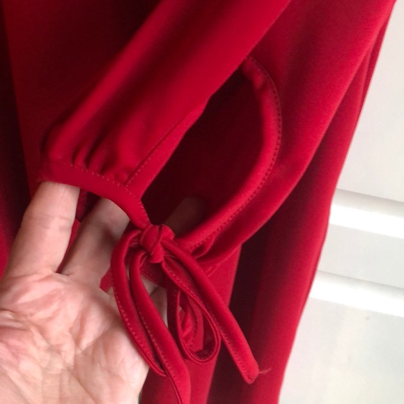 Red party dress - Picture 3 of 6